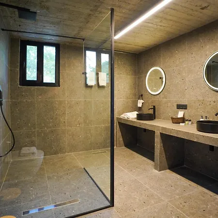 Apartment Industrial Loft *