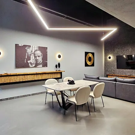 Апартаменты Industrial Loft Трикала